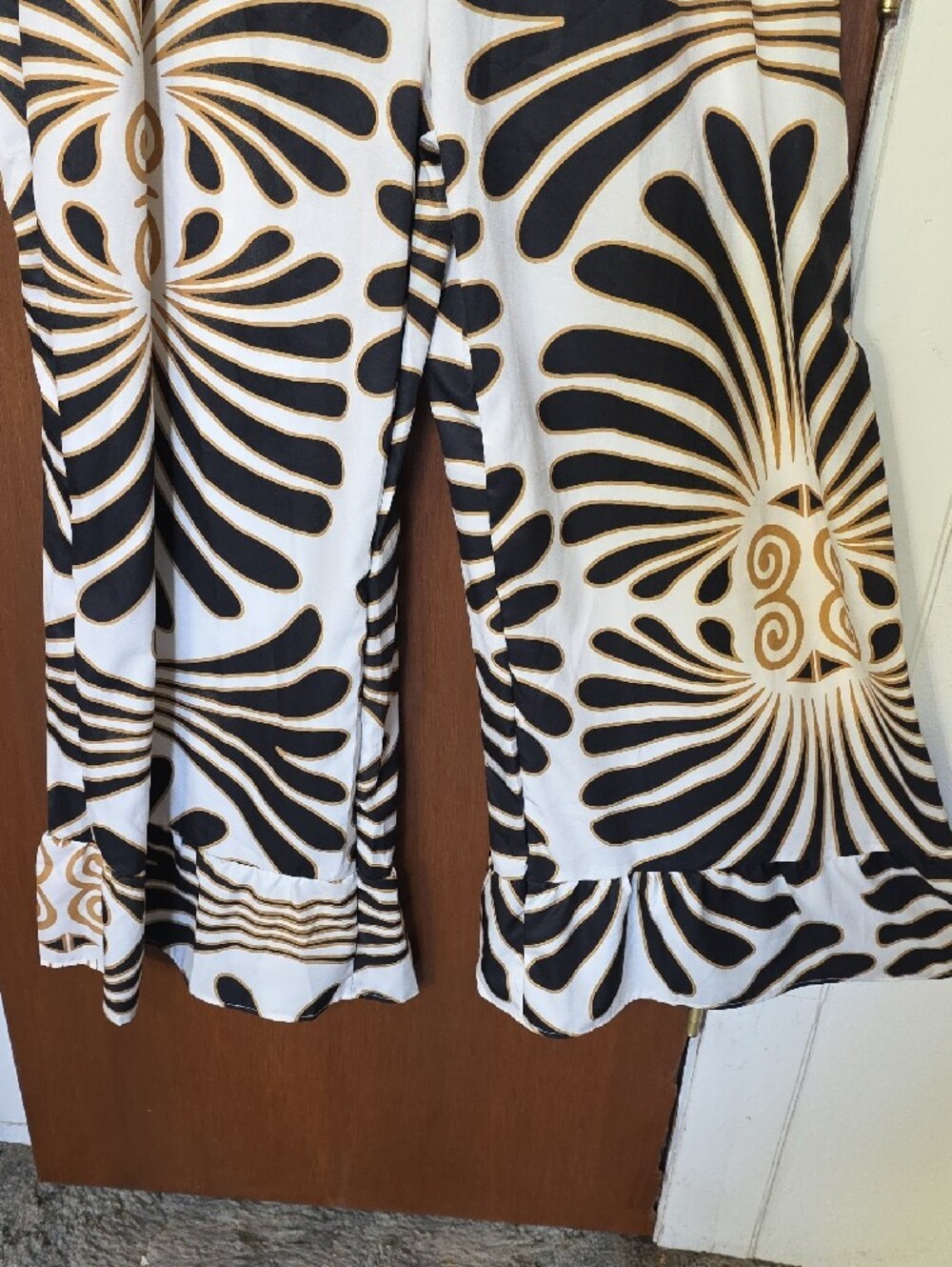 Black & White Jumpsuit - Picture 5 of 10